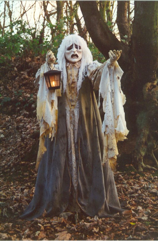 Michael Gray - The Weekend (Official Video.