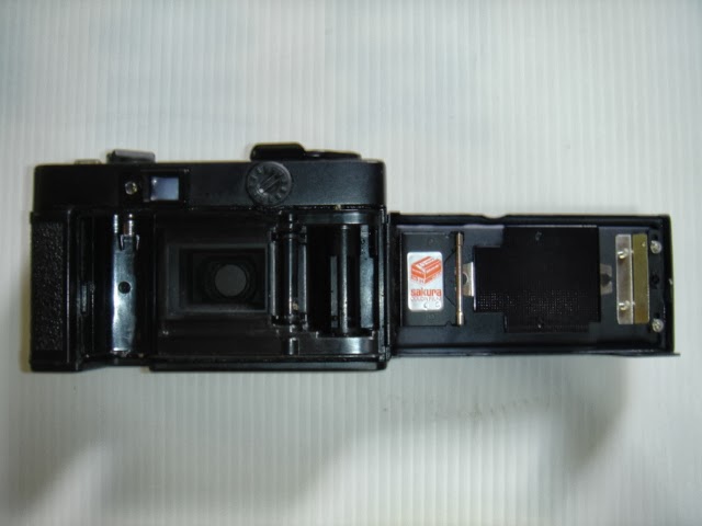 フィルム装填部