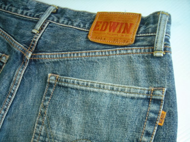 オフセットセンターベルトループ 牛革パッチ タブ