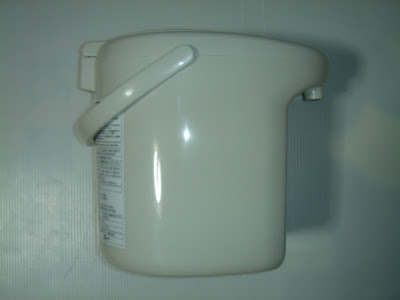 右側側面全体像