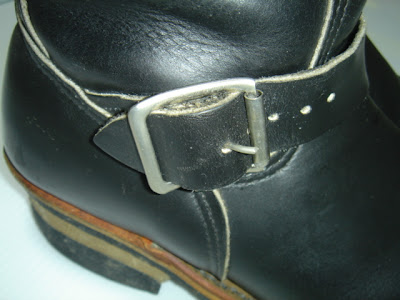 右インステップストラップベルトバックル