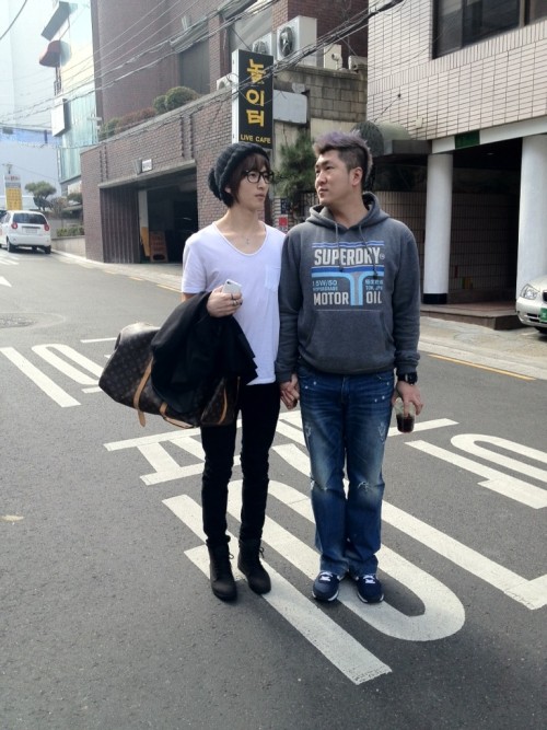 Classic classic MARCAN pose ^^ 여전한 마켄포즈. 역시 기섭이는 클래식^^