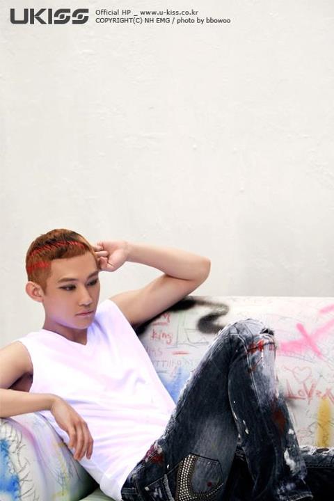 “Behind the scenes of DORADORA MV AJ!”
