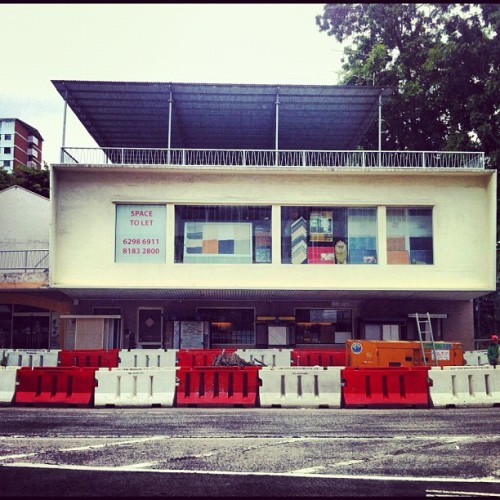 ghendry:

#architecture #buildings #old

