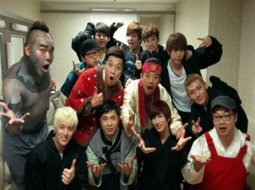 U-Kiss with Kim Su Seong at KBS Gag Concert! It was really funny during the recording but even funnier watching it! Kim Su Seong is the best!!