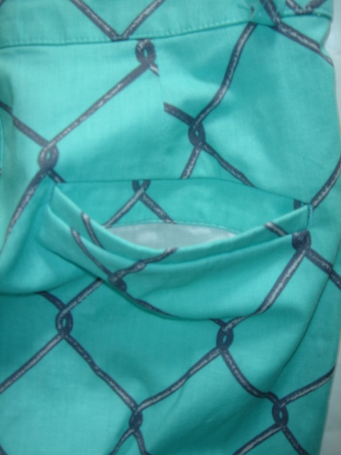 右ヒップポケット