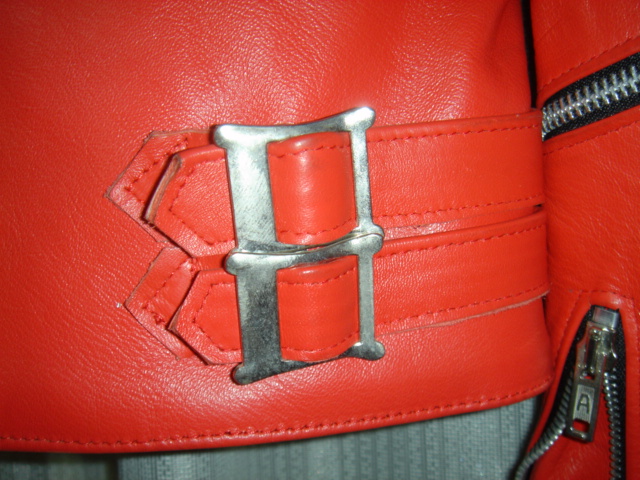 左ツインウエストアジャスターベルトバックル