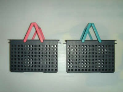 ダブルハンドルなのでバランスよく持ち運びできます。