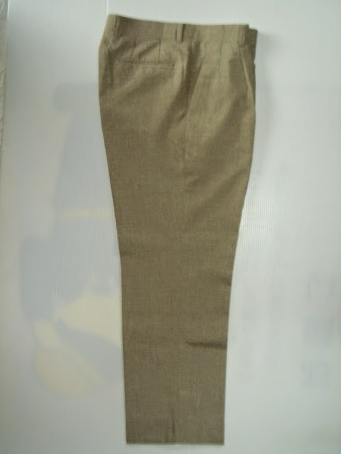 右側側面全体像