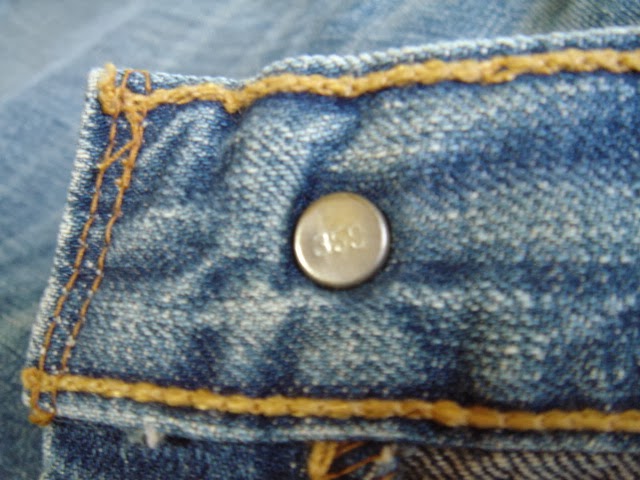 トップボタン裏刻印 359