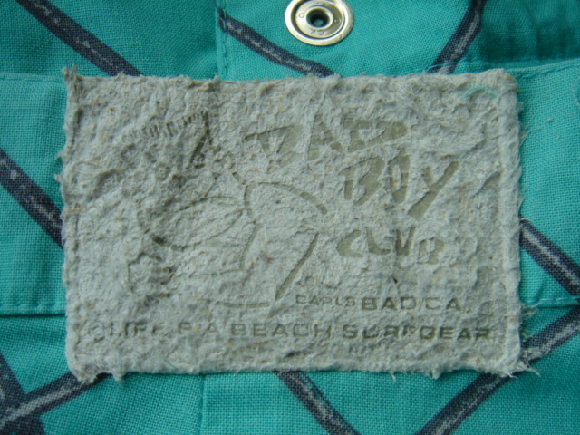 ウエストループ後面左 キャラクター ロゴ パッチ