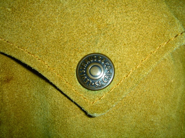 スナップボタン