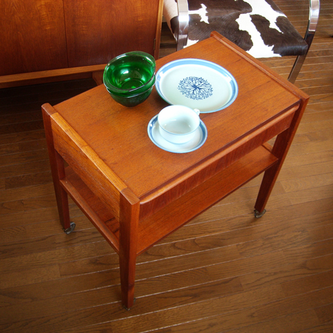 ワゴン　北欧ビンテージ家具