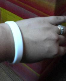 ホワイトバンド