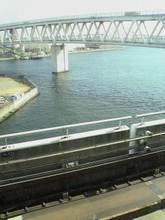川