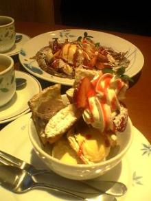 苺とチョコのミニパルフェ