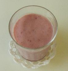 イチゴのミルクゼリー