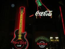 UNIVERSAL CITY WALK