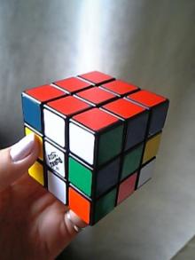 ﾙｰﾋﾞｯｸｷｭｰﾌﾞ