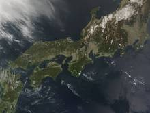 2005年宇宙から見た日本の春