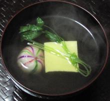 卵豆腐のお吸い物