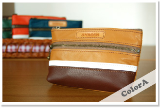 レザーマルチポーチ（小）の購入はこちらから