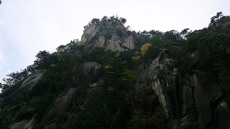 昇仙峡：覚円峰真下から