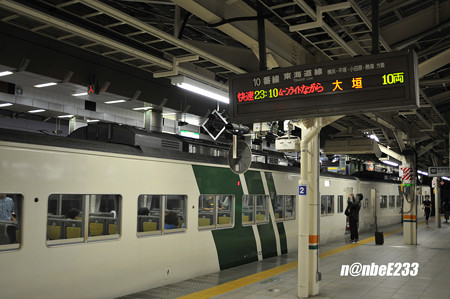 東京駅10番線に停車中の「ムーンライトながら」