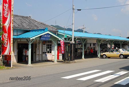 三峰口駅　　　　　　　　　　　08/28-0575