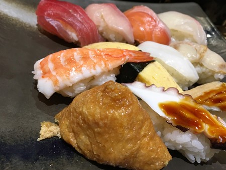 大阪　魚心　寿司 (6)