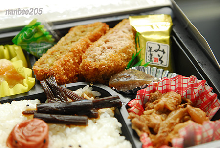 「秩父路を走るＳＬ弁当」＠1,000円の中身　08/28-612