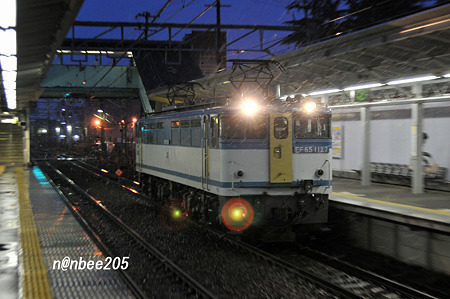 1月20日　単8495ﾚ　EF65 1127