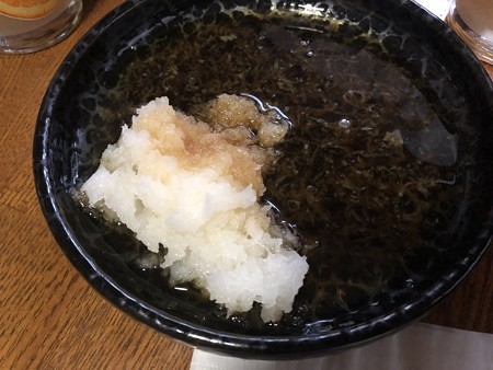 餃子　天ぷら　イワシ丼　ラーメン (3)