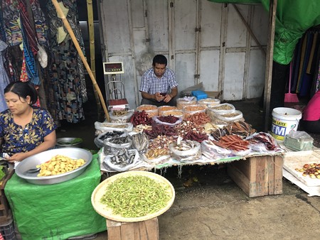 ヤンゴンローカル市場 (5)