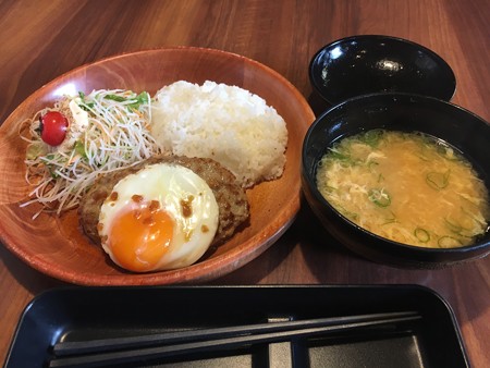 びっくりドンキー 日進竹の山店04