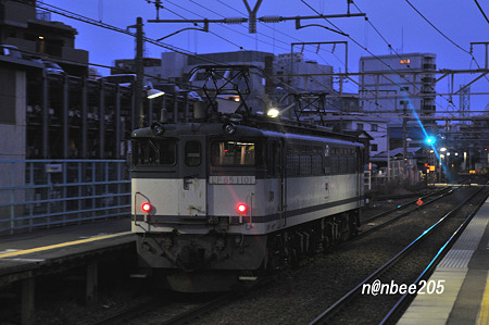 1月16日　単8495ﾚ　EF65 1101