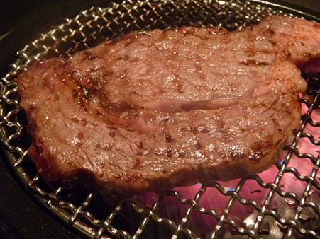 [写真4]リブアイロール 焼き後