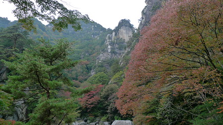 昇仙峡：覚円峰遠目から