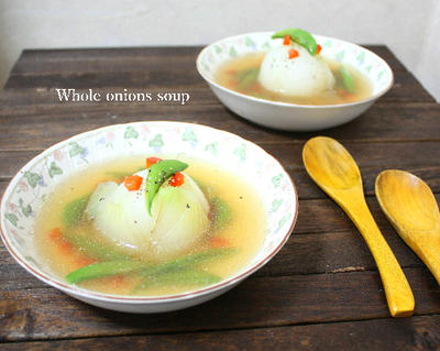 丸ごと玉ねぎとスナップエンドウの中華スープ