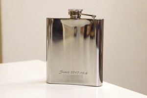 名入れスキットル