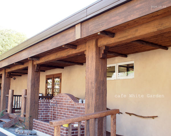 ホワイトガーデン