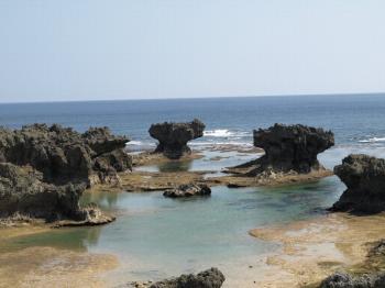 ウジジ浜