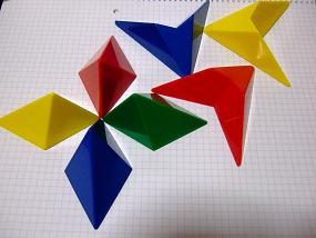 THREE_PYRAMIDS_002