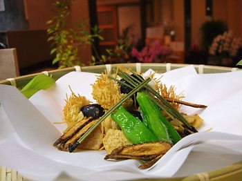 季節の揚げ物【栗拾い】