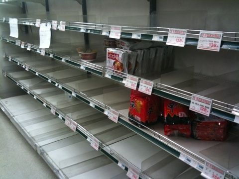 ２０１１年３月の東日本大震災の後も、タイの洪水のときも、辛ラーメンだけは売れ残っていた