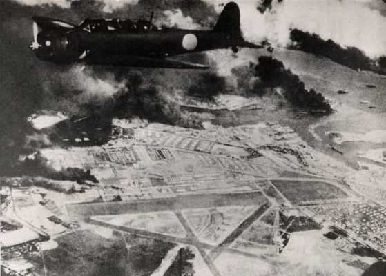 真珠湾を爆撃した日本海軍の中島九七式攻撃機