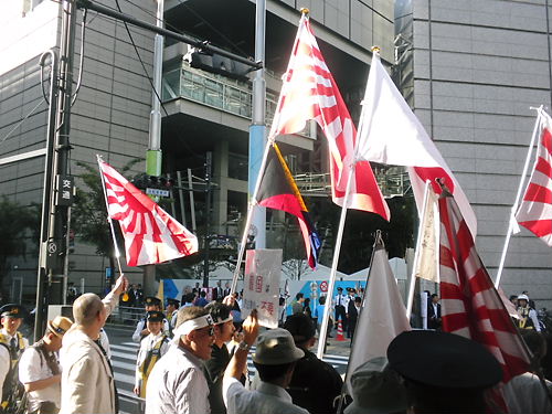 日韓通貨スワップ延長粉砕カウンター街宣2012.10.13
