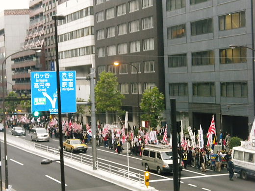 韓国粉砕国民大行進 in 新宿2012年11月11日