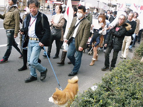 「日教組から子供を守れ！」デモ行進（平成２５年３月２４日、東京銀座）