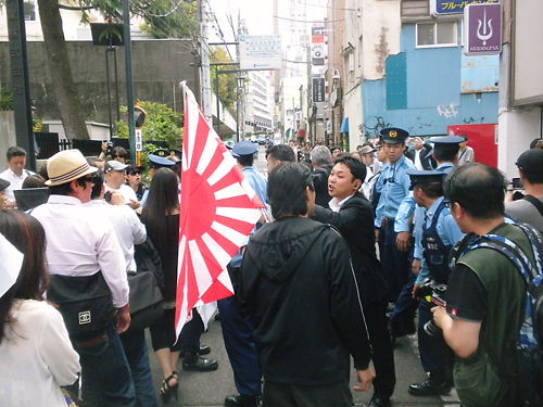 2012.6.3吉本興業東京本部へ抗議活動